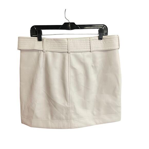 Marie Oliver Vallie Faux Leather Belted Mini Skirt in Cloud Off White Womens 10 - Picture 4 of 6